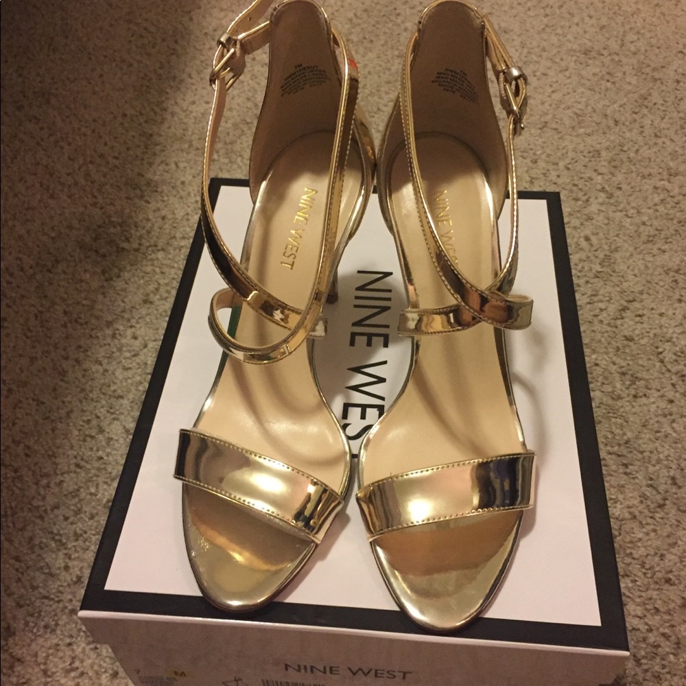 Gently Worn Nine West My Debut Light Gold Sandal